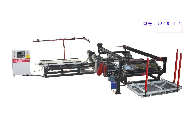 膠合板自動(dòng)鋸邊機(jī)（高產(chǎn)量）